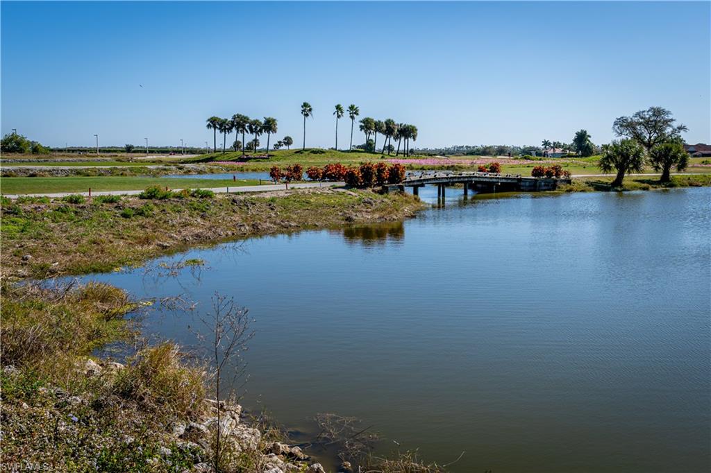 ROYAL PALM GOLF ESTATES - Land
