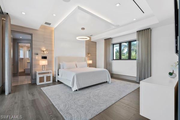 ROYAL HARBOR - Residential