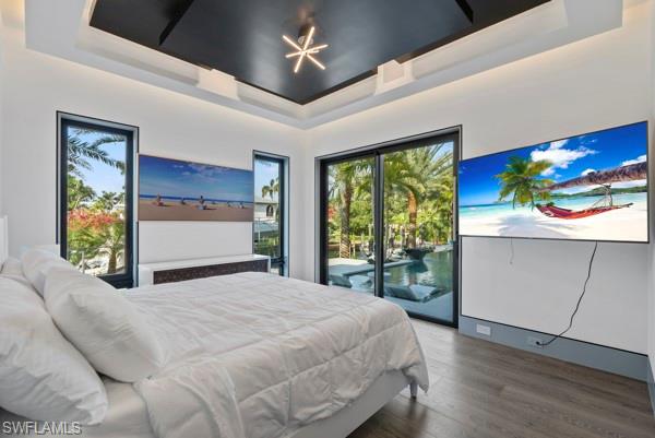 ROYAL HARBOR - Residential