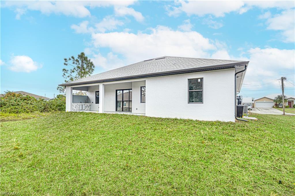 LEHIGH ACRES - Residential