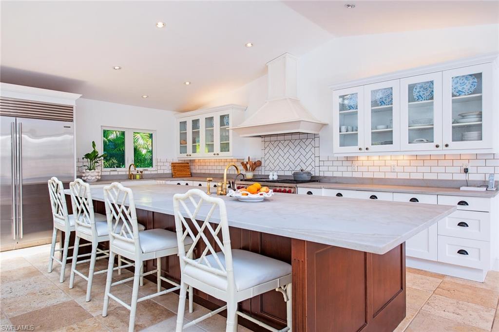 PARK SHORE - Residential