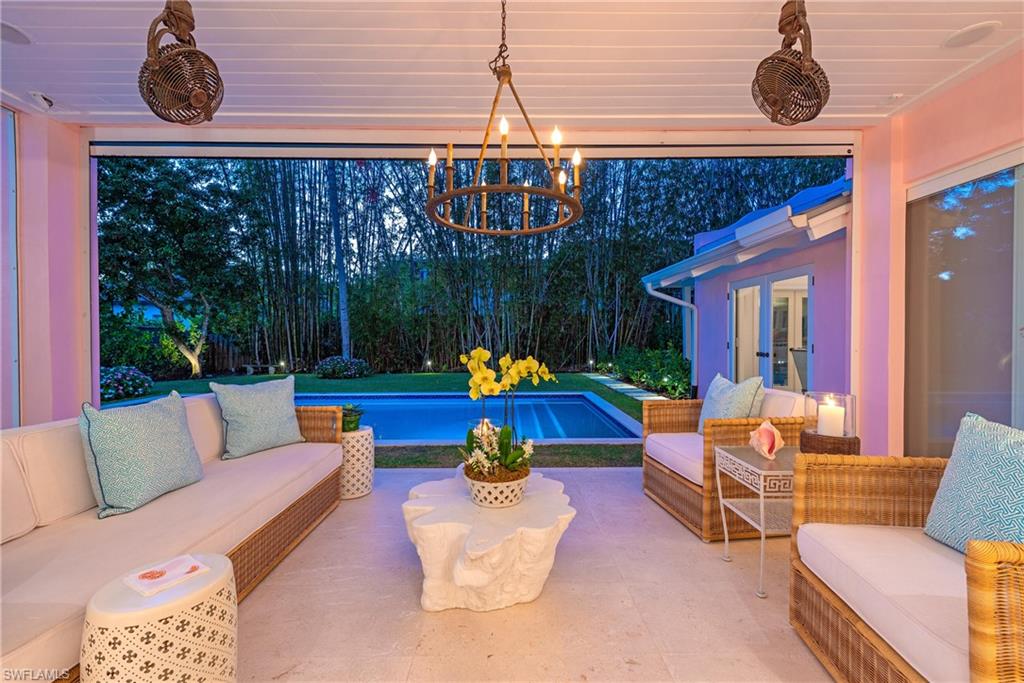 PARK SHORE - Residential