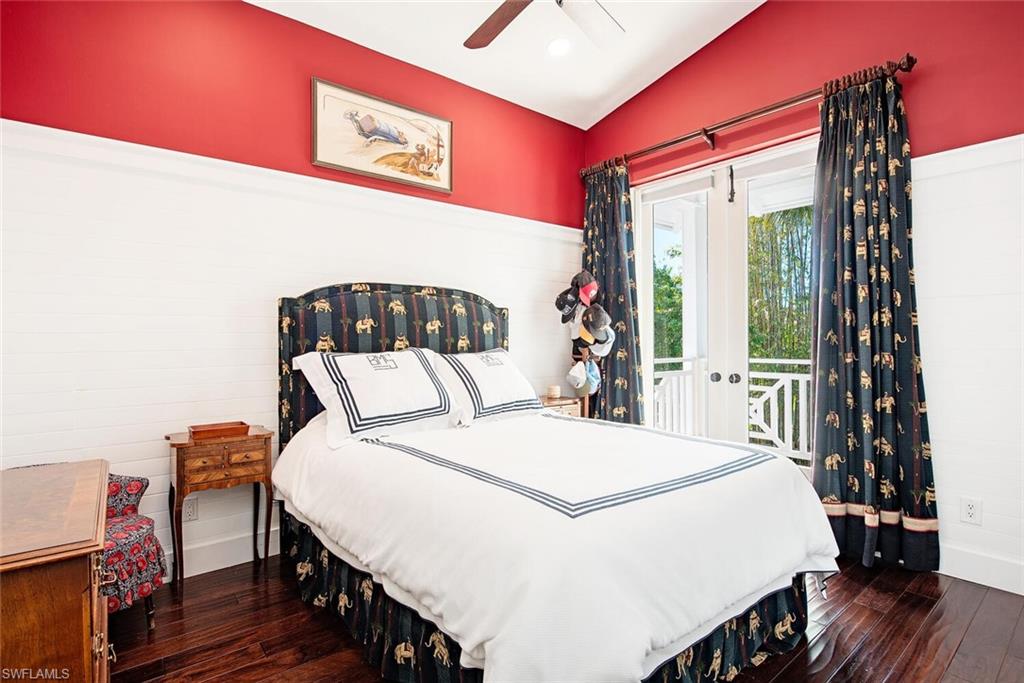 PARK SHORE - Residential