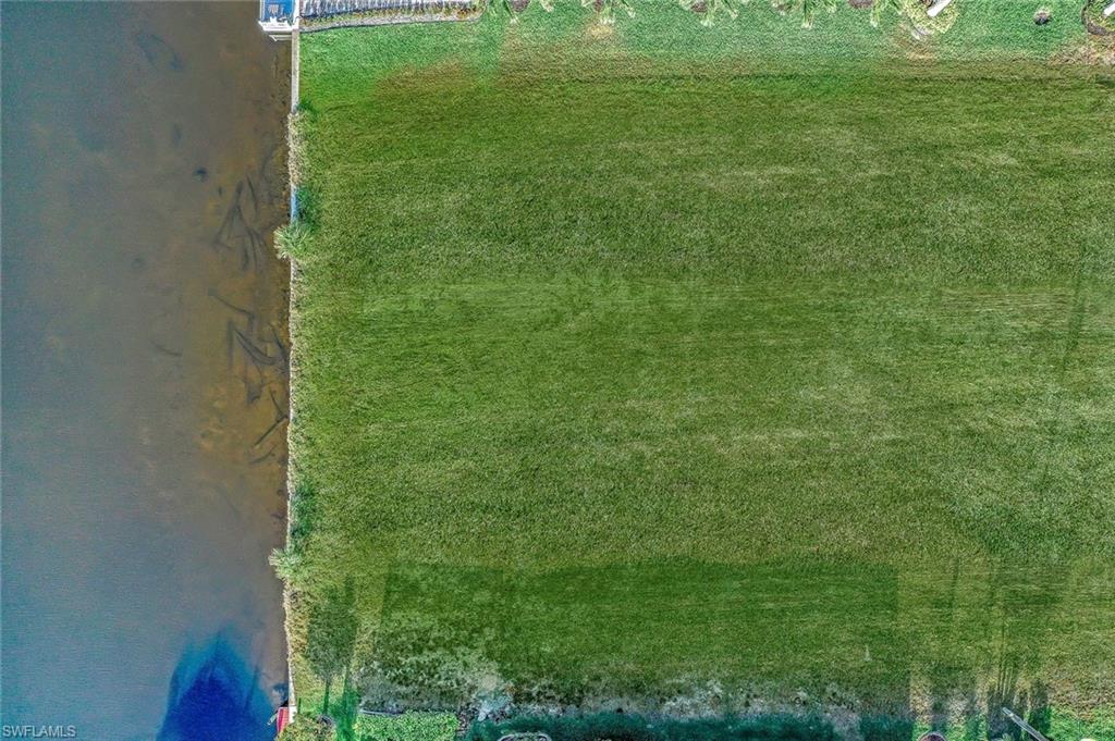 CAPE CORAL - Land
