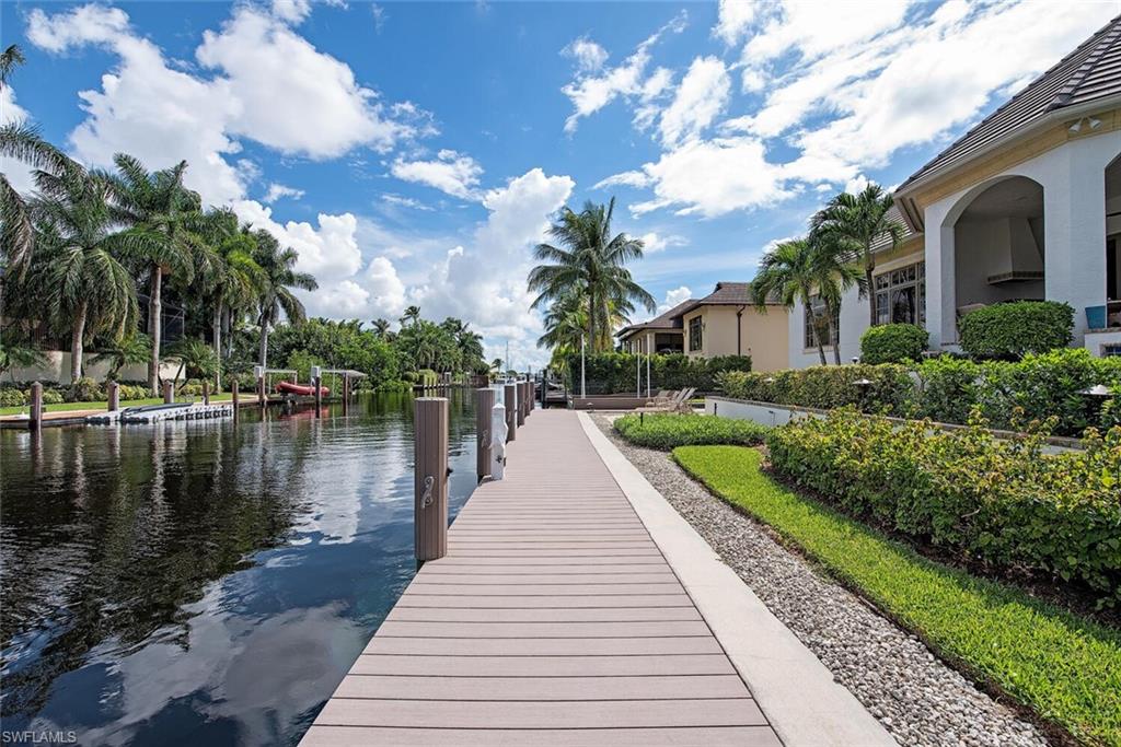 AQUALANE SHORES - Residential