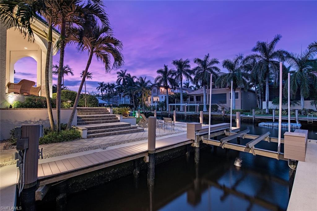 AQUALANE SHORES - Residential