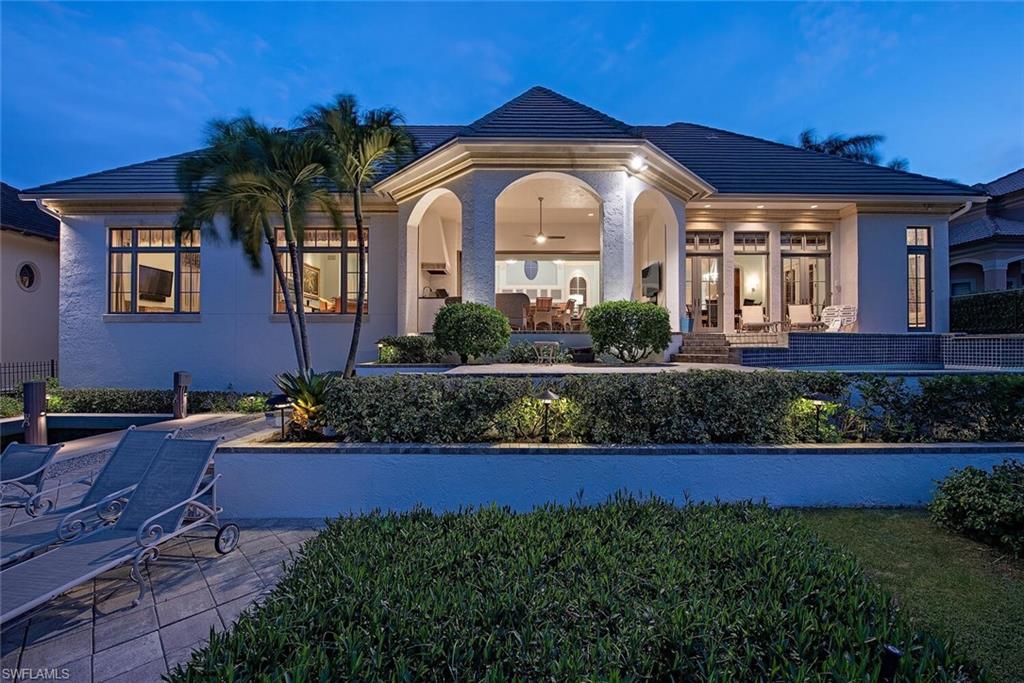 AQUALANE SHORES - Residential