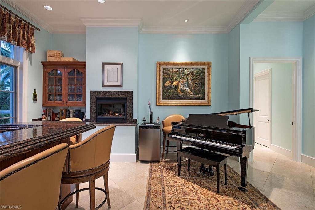 AQUALANE SHORES - Residential