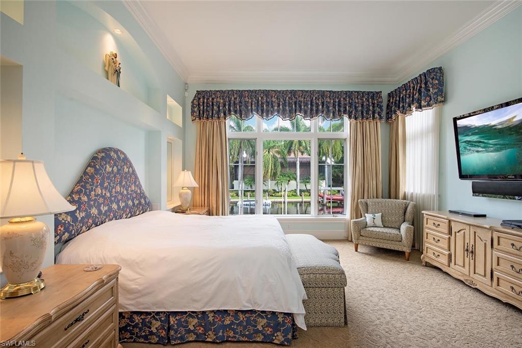 AQUALANE SHORES - Residential