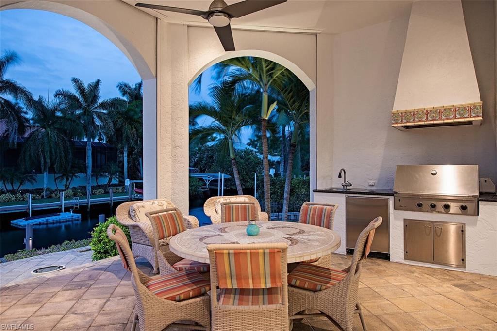 AQUALANE SHORES - Residential