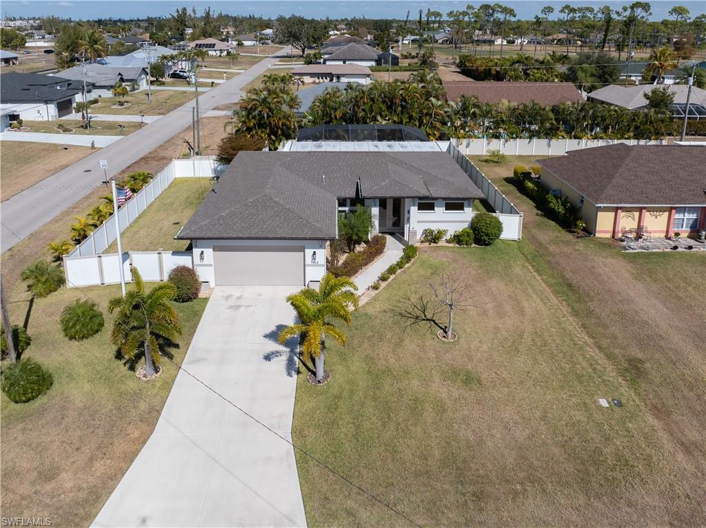 CAPE CORAL - Residential