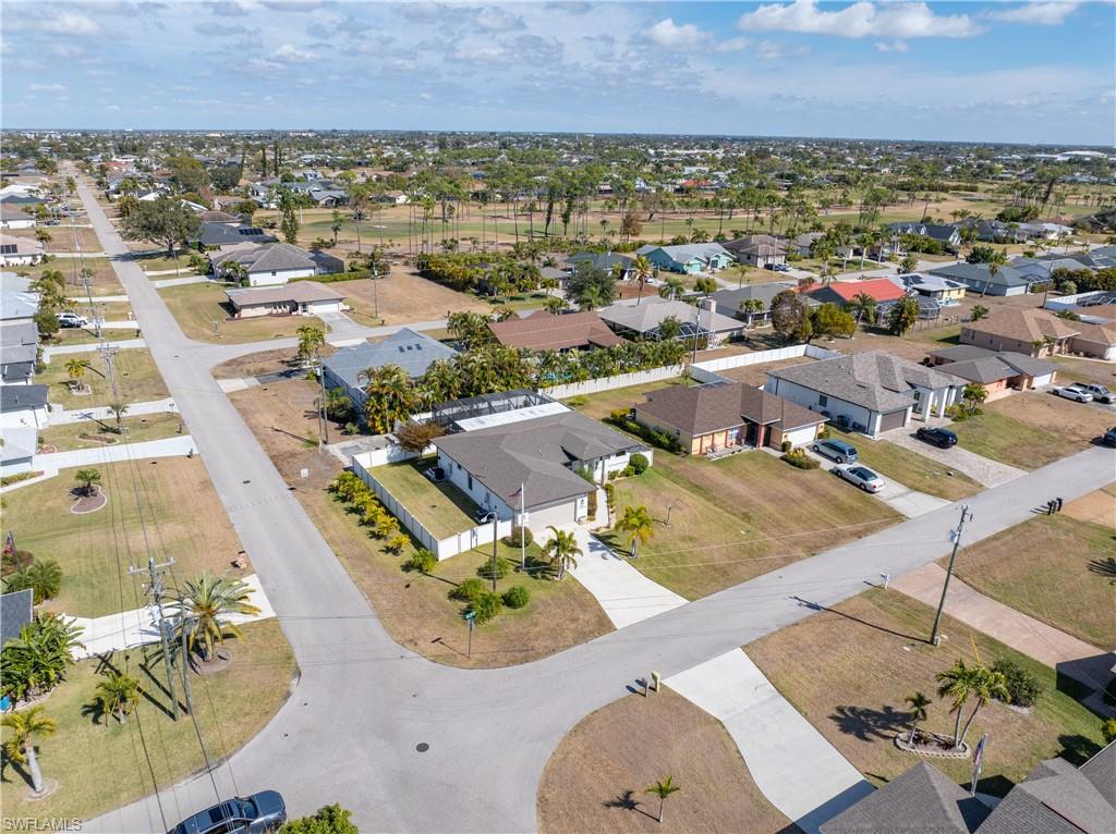 CAPE CORAL - Residential