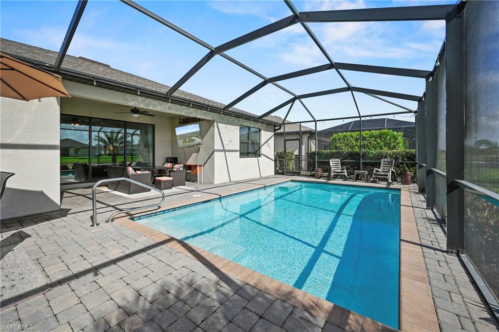 PORTICO - Residential