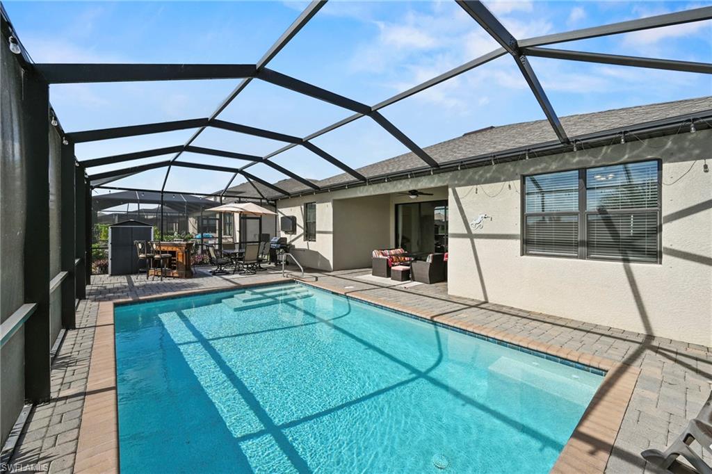 PORTICO - Residential