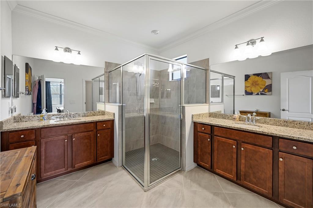 PORTICO - Residential