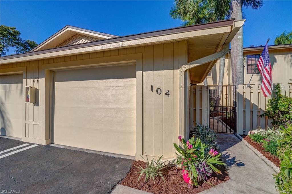 FAIRWAY FOREST VILLAS - Residential