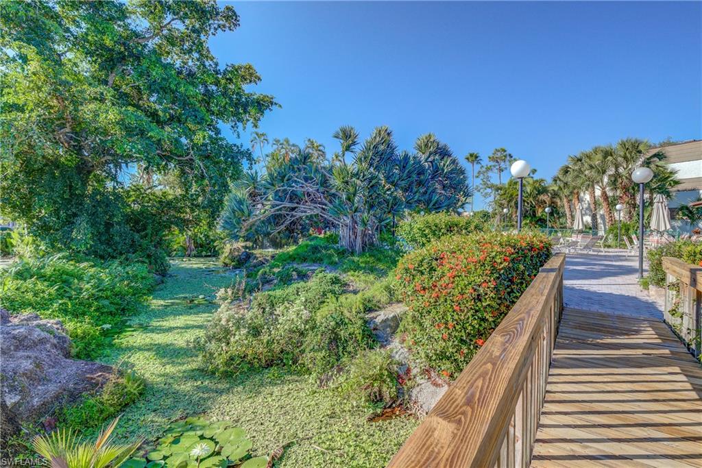 FAIRWAY FOREST VILLAS - Residential