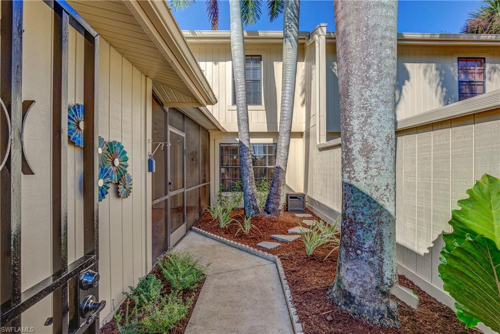 FAIRWAY FOREST VILLAS - Residential