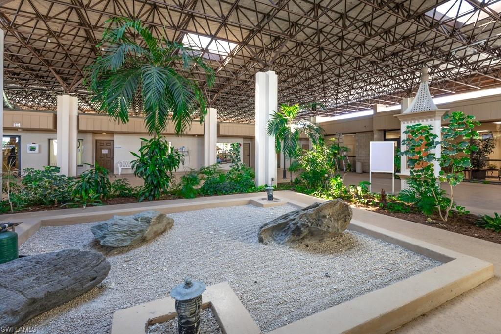 SEVEN LAKES - Residential