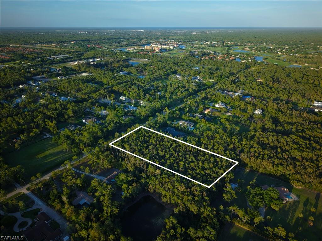 LIVINGSTON WOODS - Land