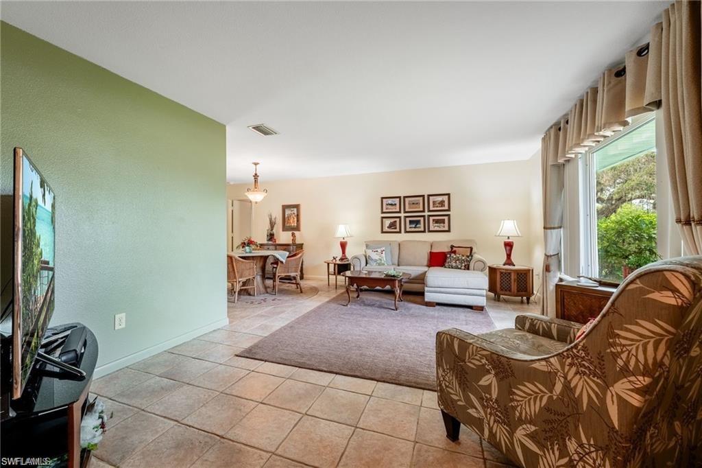 LAUREL OAKS - Residential