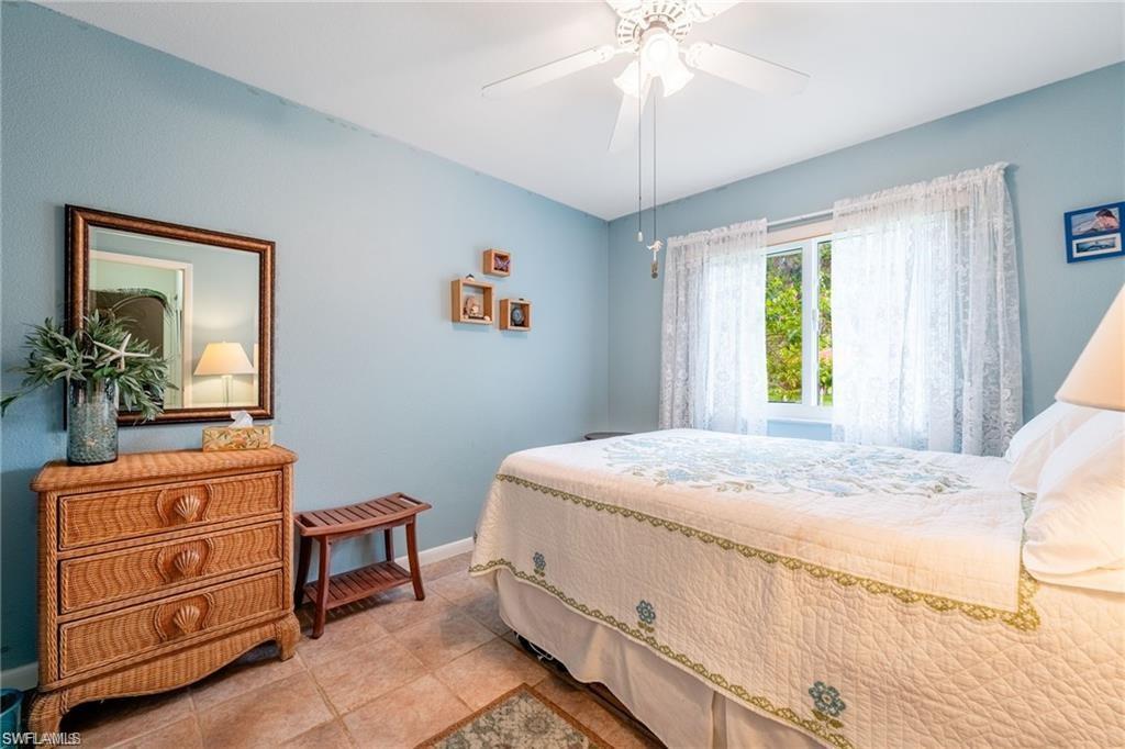 LAUREL OAKS - Residential