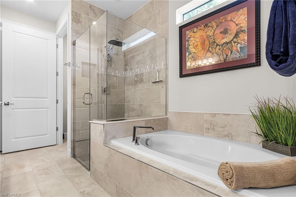 DEL WEBB OAK CREEK - Residential