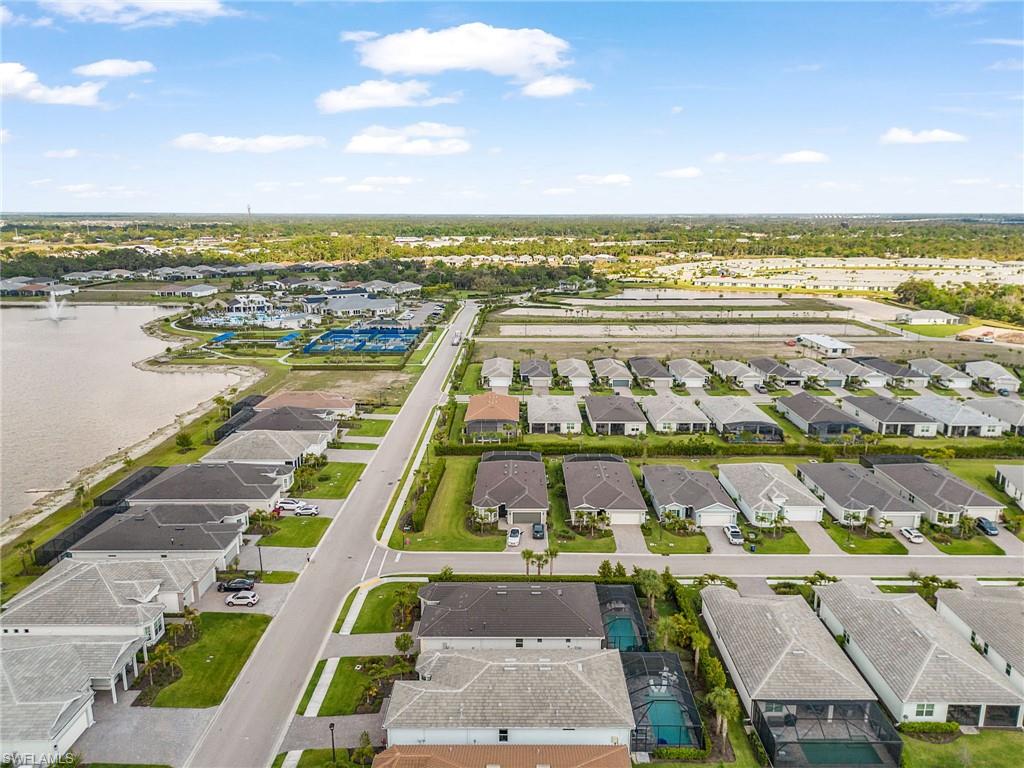 DEL WEBB OAK CREEK - Residential