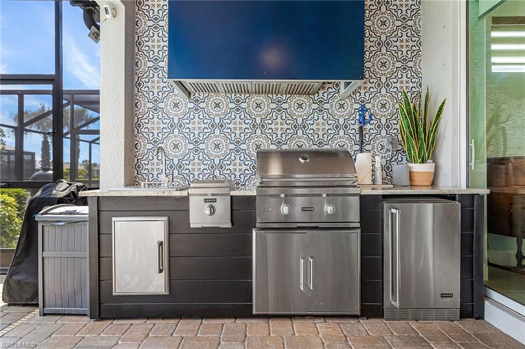 DEL WEBB OAK CREEK - Residential