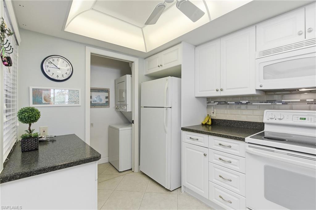 BONITA PINES - Residential