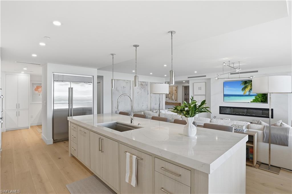 KALEA BAY TOWER 400 - Residential