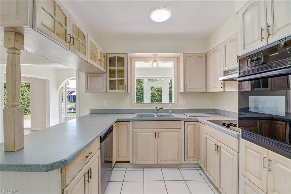 COCONUT RIVER - Residential