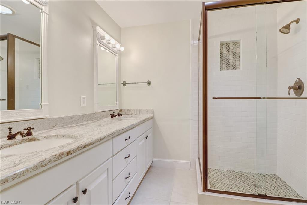 COCONUT RIVER - Residential