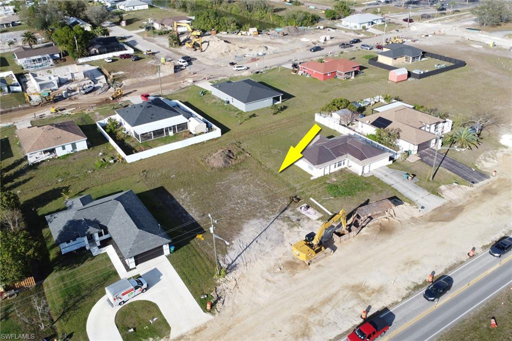 CAPE CORAL - Land