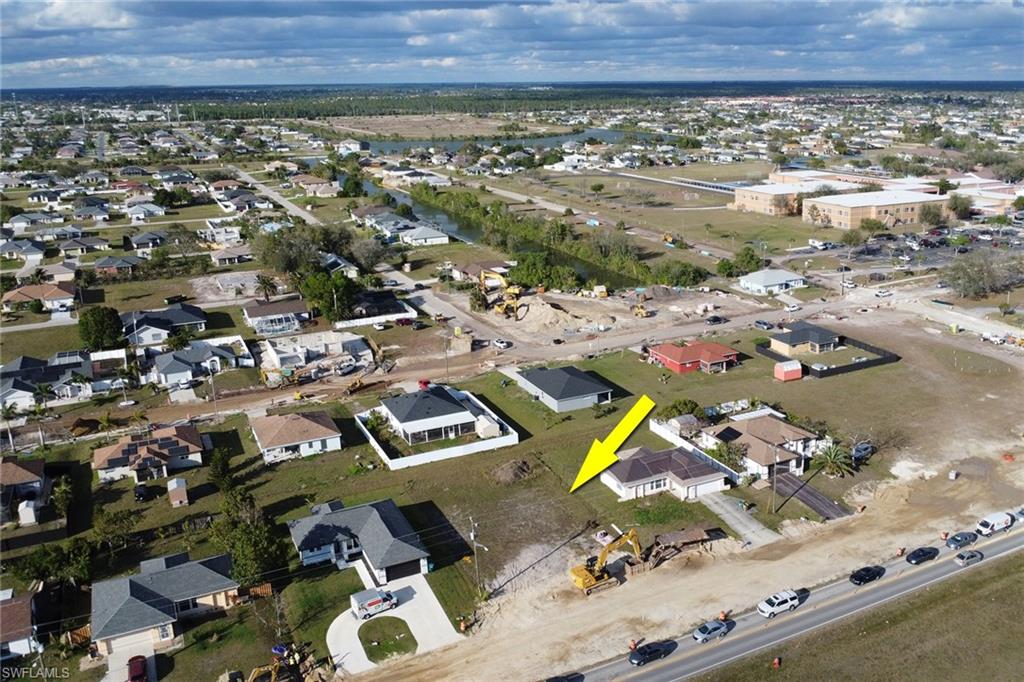 CAPE CORAL - Land