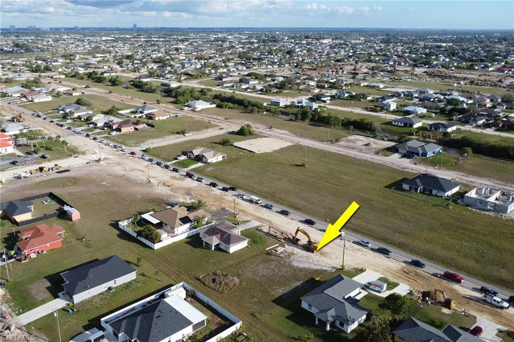 CAPE CORAL - Land