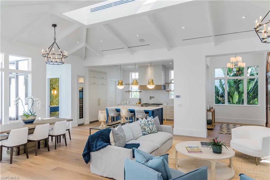 OLDE NAPLES - Residential