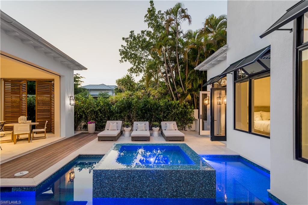 OLDE NAPLES - Residential