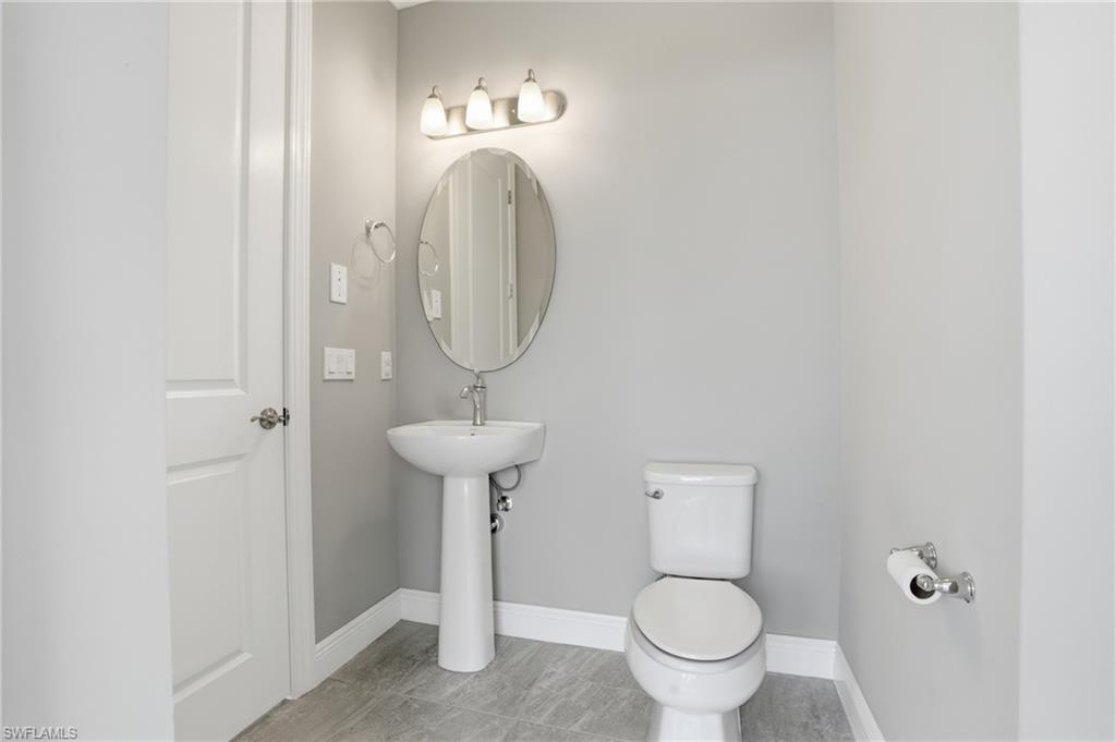 BELLE MEADE - Residential