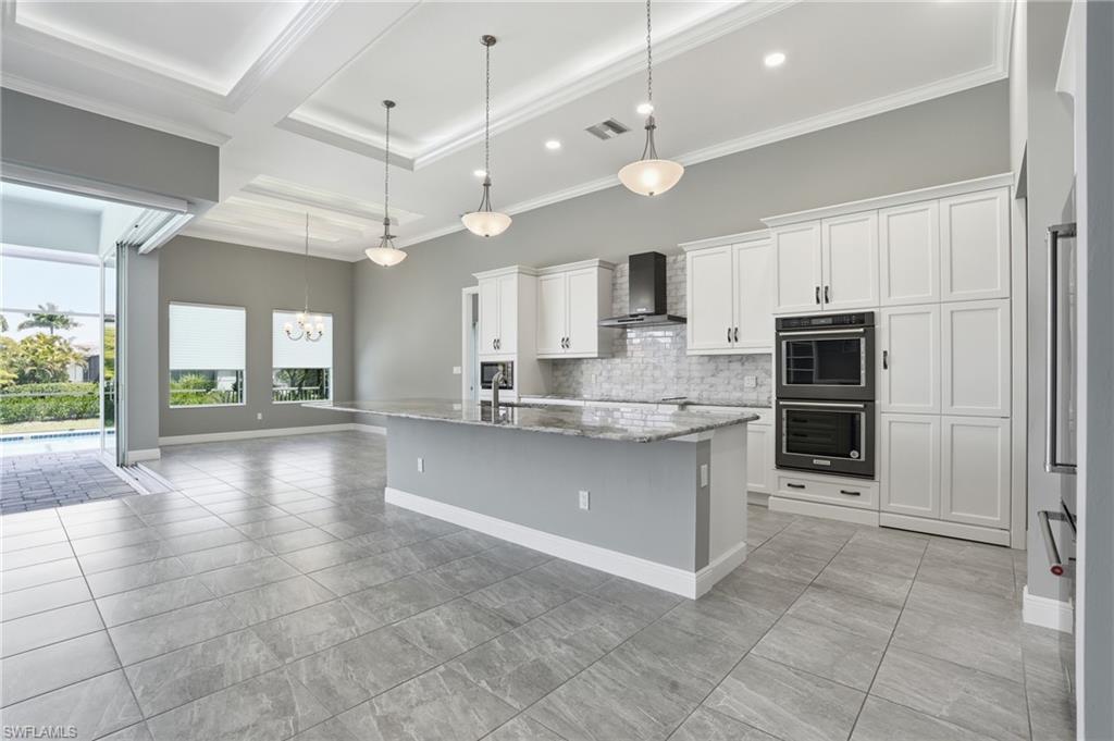 BELLE MEADE - Residential