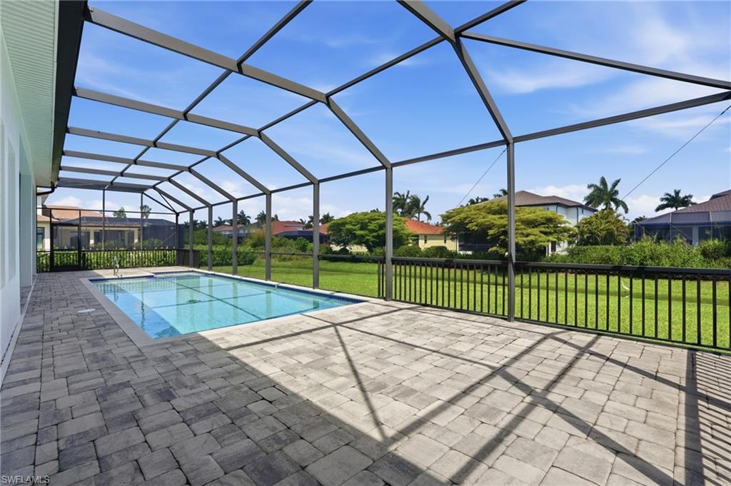 BELLE MEADE - Residential