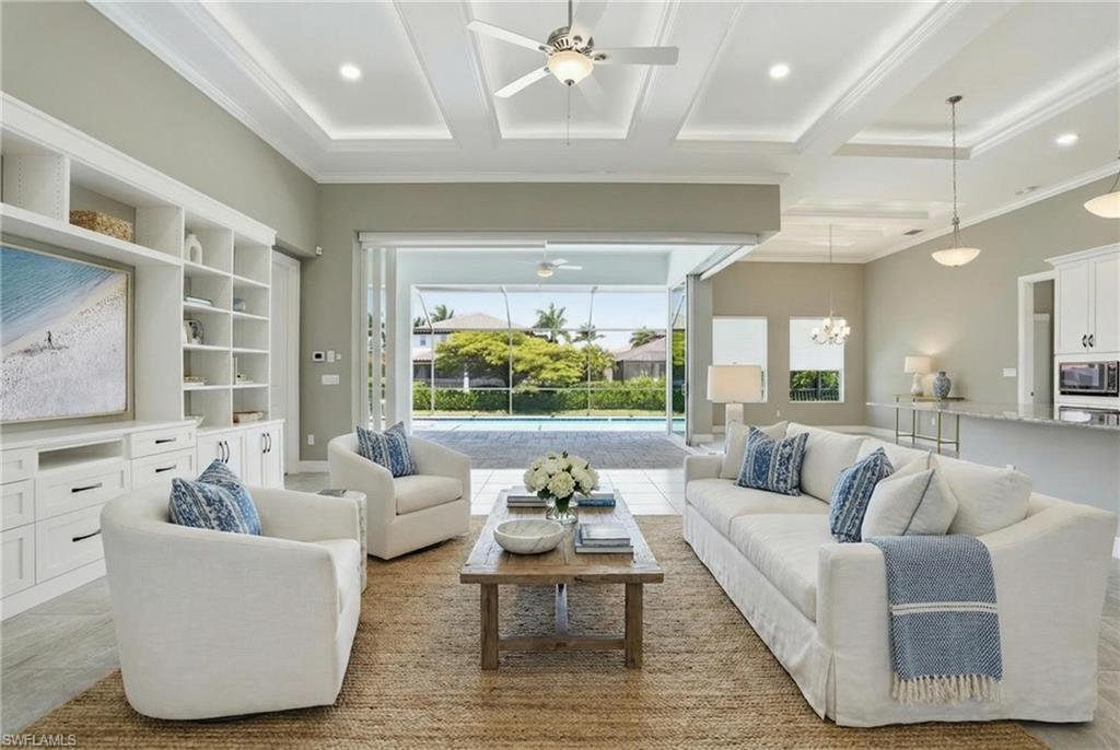 BELLE MEADE - Residential