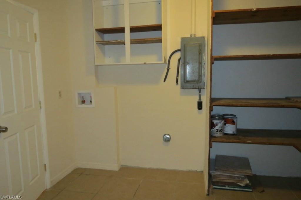 FORT MYERS SHORES - Residential