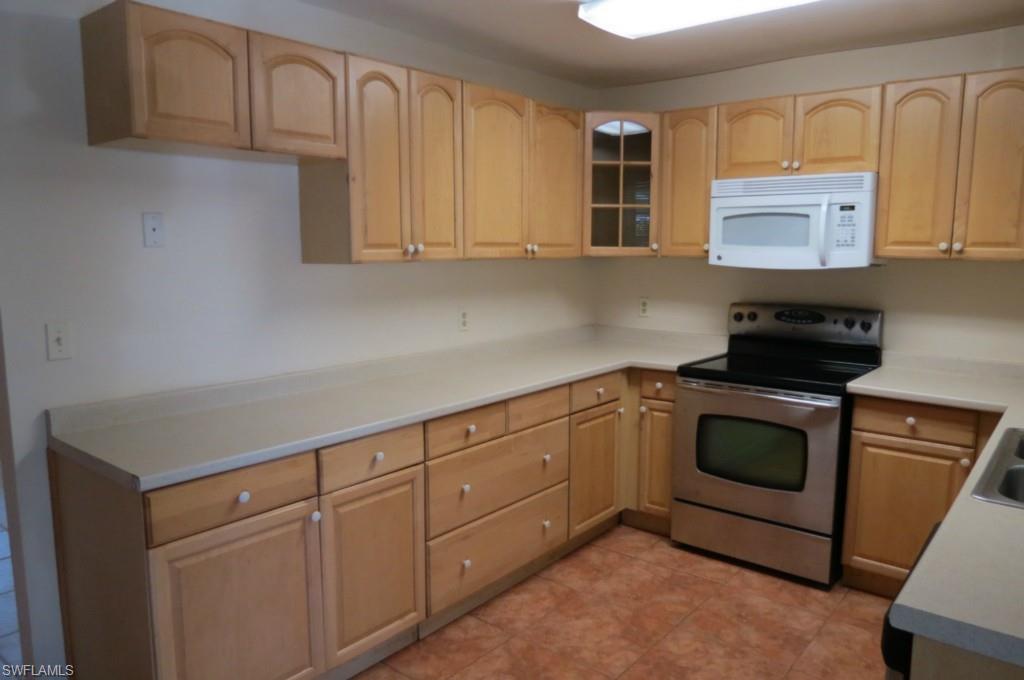 FORT MYERS SHORES - Residential