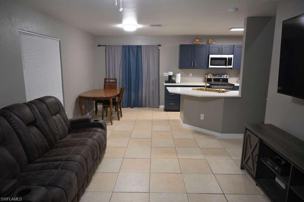 SILVERADO EAST - Residential