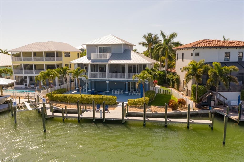 VENETIAN GARDENS - Residential