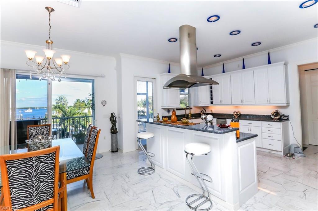 VENETIAN GARDENS - Residential