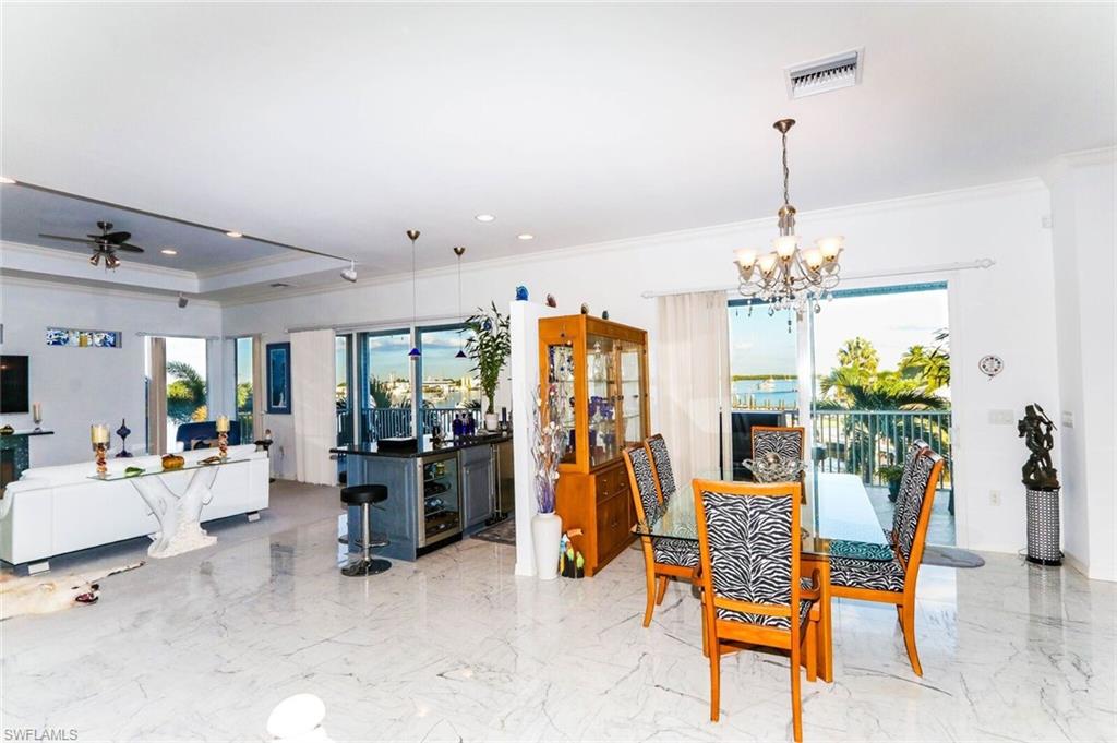 VENETIAN GARDENS - Residential