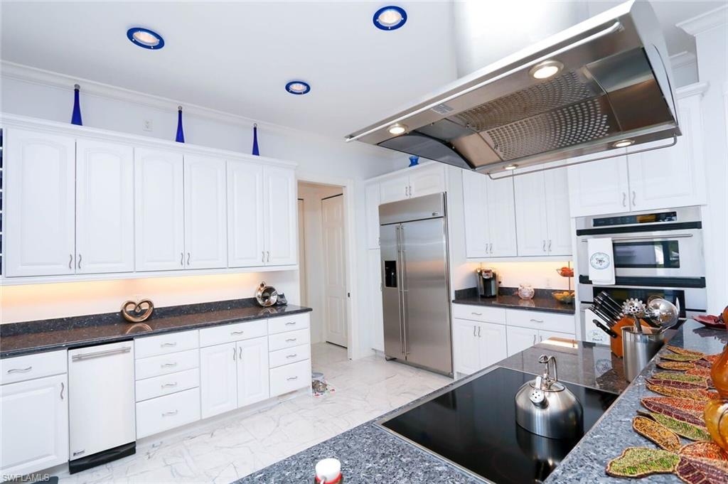 VENETIAN GARDENS - Residential