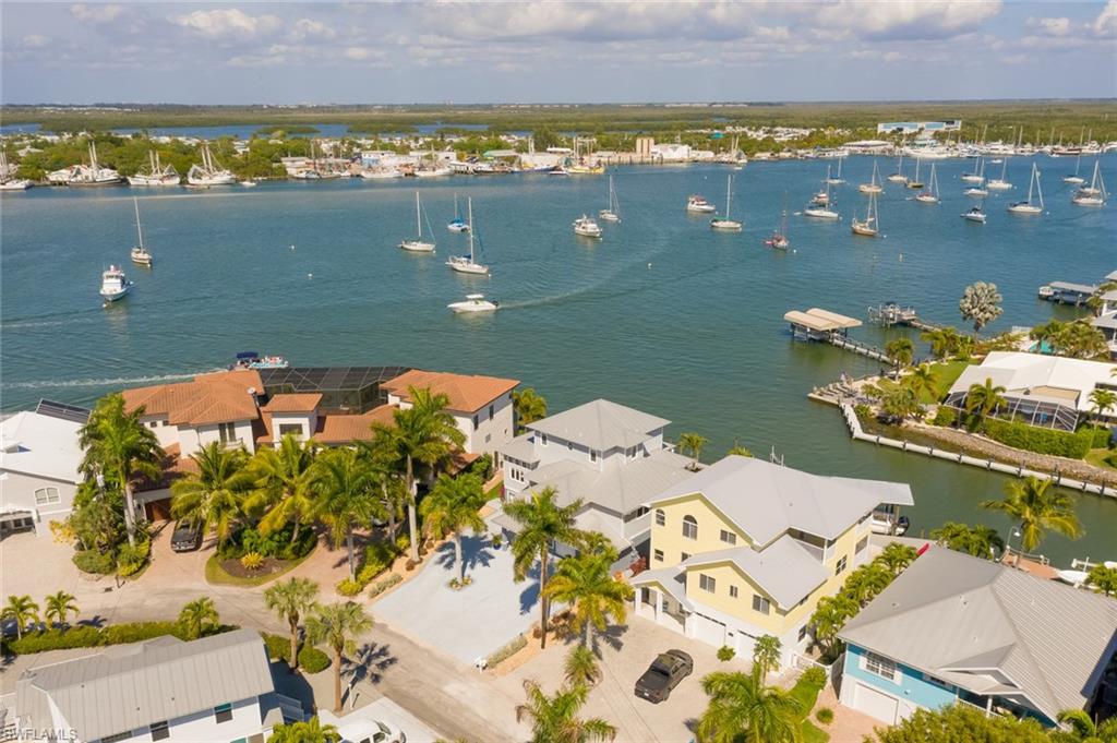 VENETIAN GARDENS - Residential